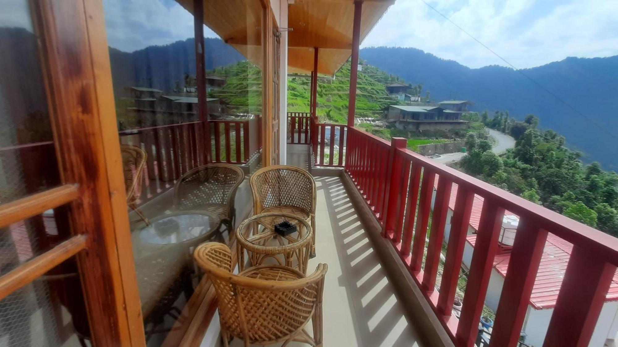 The Vintage Hill Village - Himalayan Boutique Resort Kanatal Luaran gambar