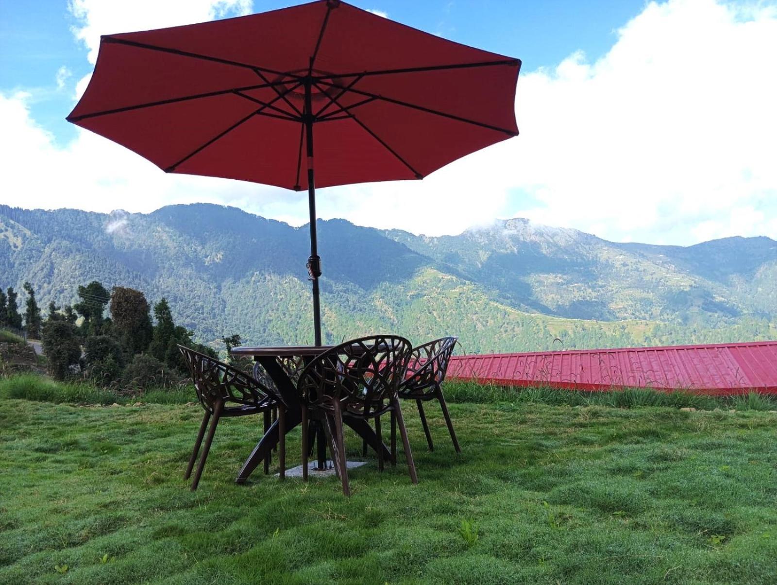 The Vintage Hill Village - Himalayan Boutique Resort Kanatal Luaran gambar