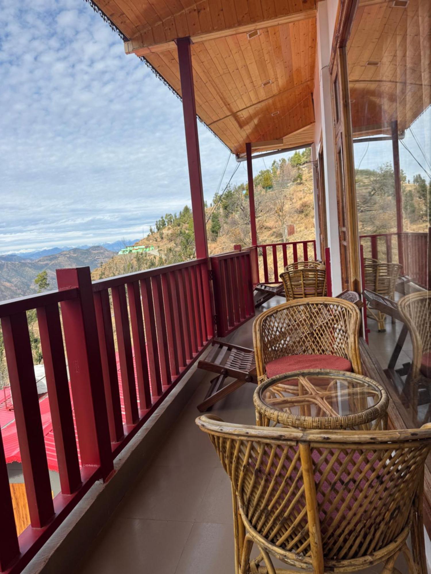 The Vintage Hill Village - Himalayan Boutique Resort Kanatal Luaran gambar