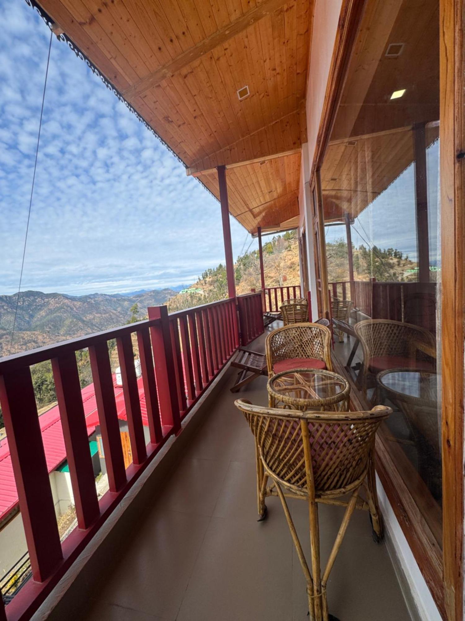 The Vintage Hill Village - Himalayan Boutique Resort Kanatal Luaran gambar