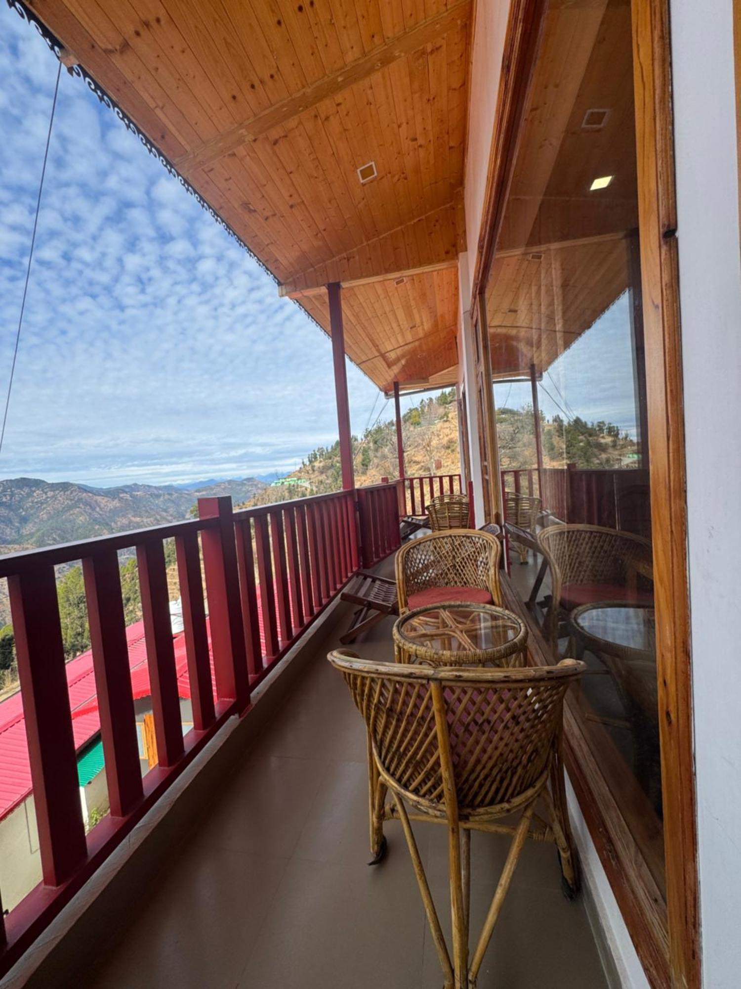 The Vintage Hill Village - Himalayan Boutique Resort Kanatal Luaran gambar